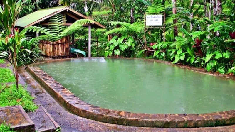 bali angseri hot springs
